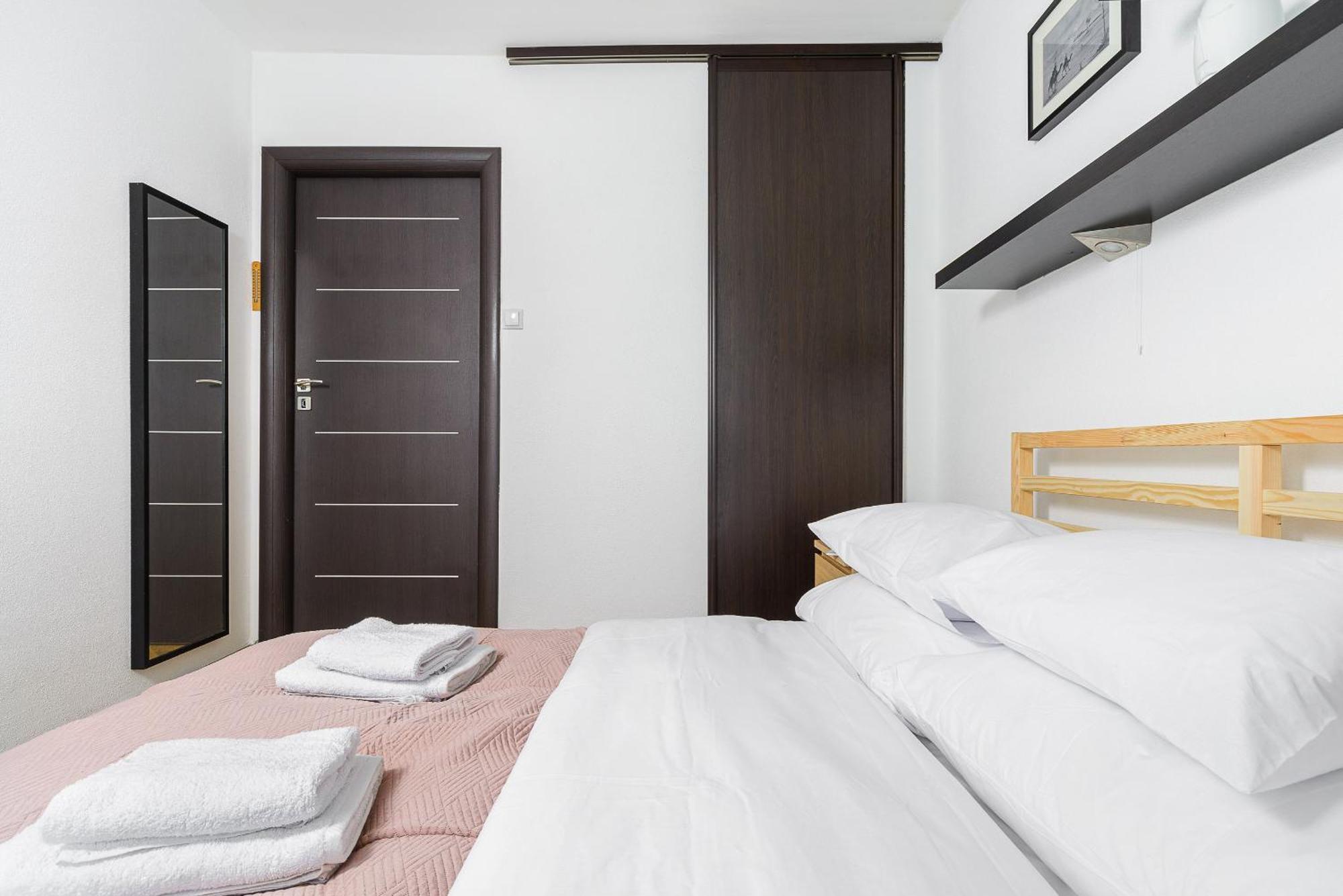 Apartament Leszczynska Varşova Dış mekan fotoğraf